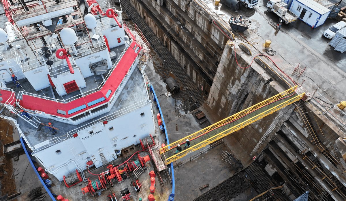 Marine engineering slider image 1